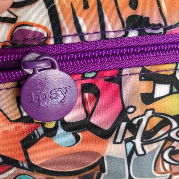 IPSY💫Multi-Coloured Graphic Logo Print and Gold/Blue Shiny Cosmetics Bag Bundle - Picture 7 of 9